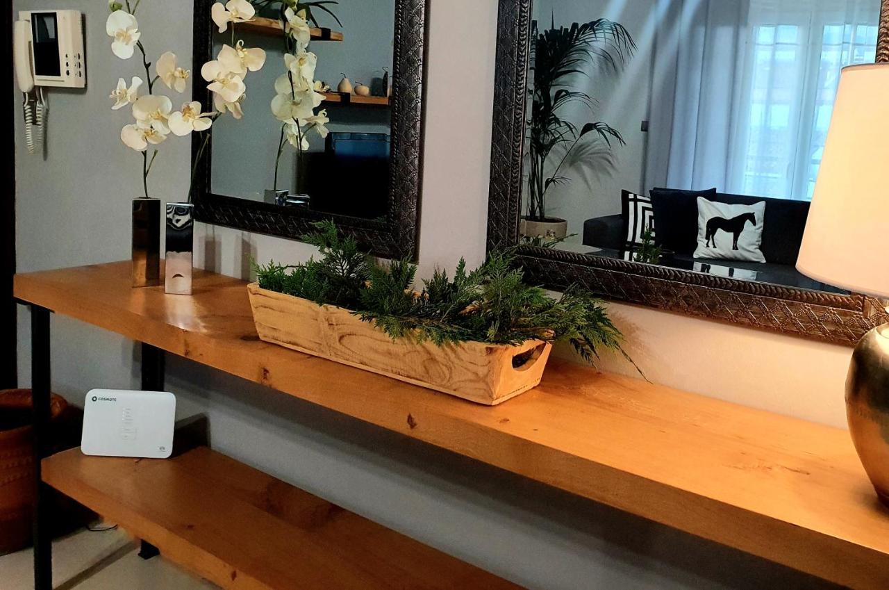 Onar Luxury Apartment Néa Péramos Exteriör bild