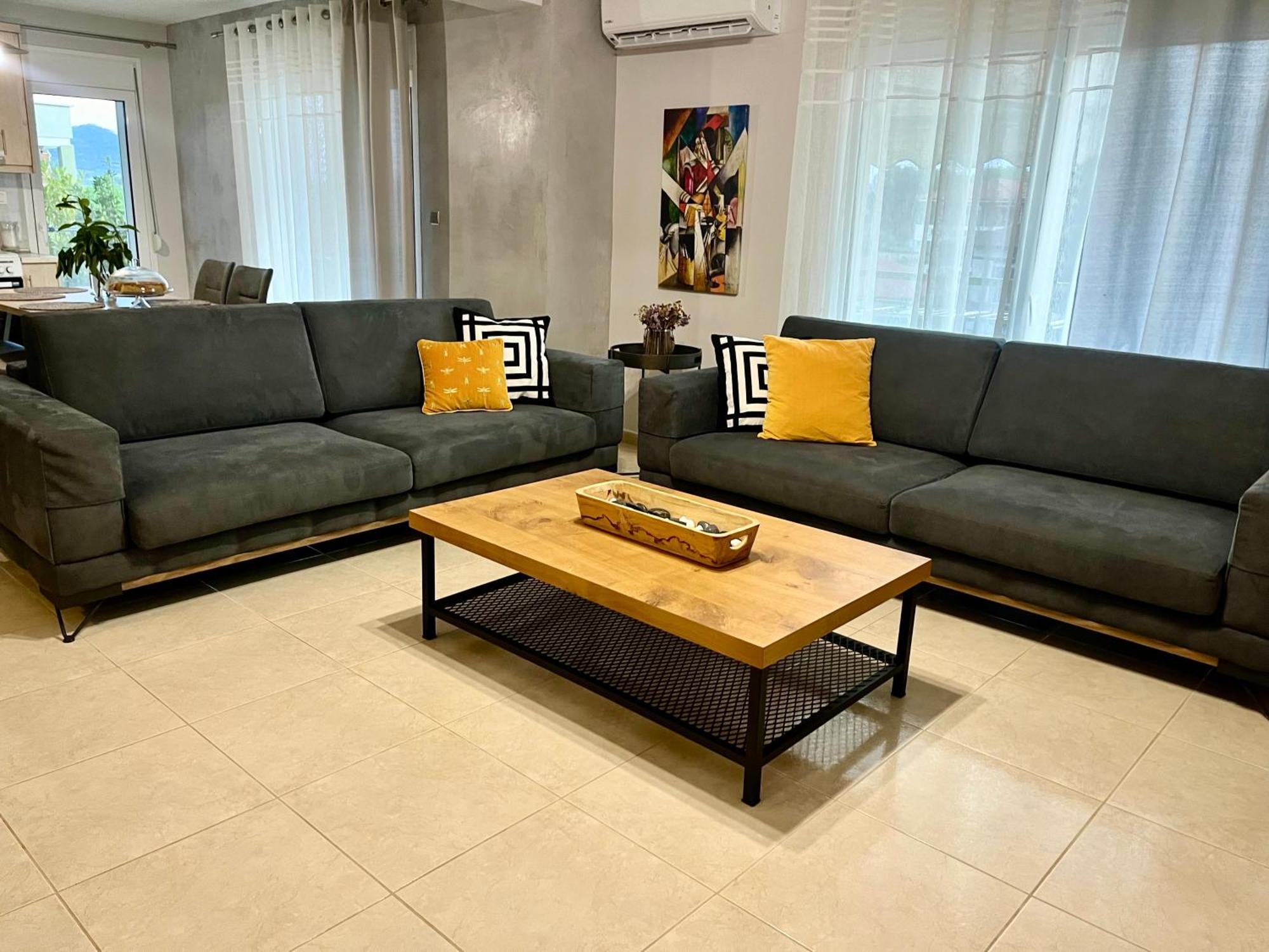 Onar Luxury Apartment Néa Péramos Exteriör bild